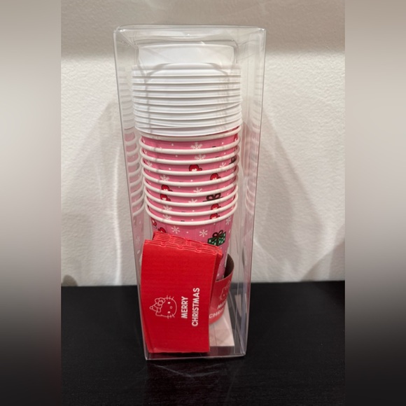 Hello Kitty Holiday Hot Cups - Picture 4 of 4